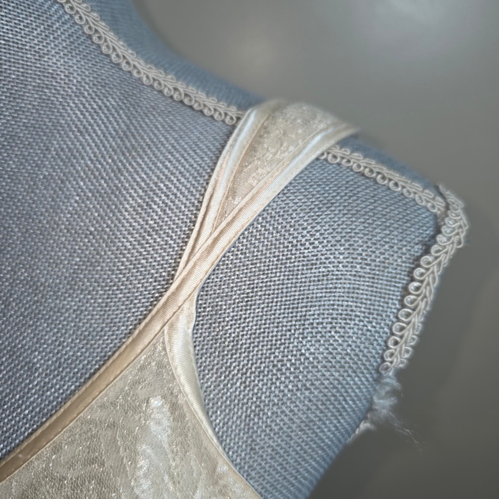 Vintage Bali 3245 Ivory Floral Damask Non-Wired Full Figure Bra 36DD Support - Picture 3 of 5